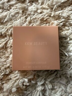 KKW Beauty Powder Contour Compact - Nude Tan / Warm Beige